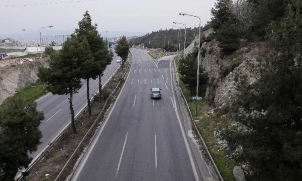 Θεσσαλονίκη-Κακοκαιρία: Αποκαταστάθηκε η κυκλοφορία στην εσωτερική περιφερειακή οδό-Πάνω από 500 κλήσεις δέχθηκε η Πυροσβεστική